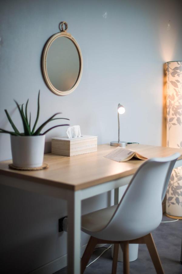 Dollon La Maison D'Elise Bed & Breakfast エクステリア 写真