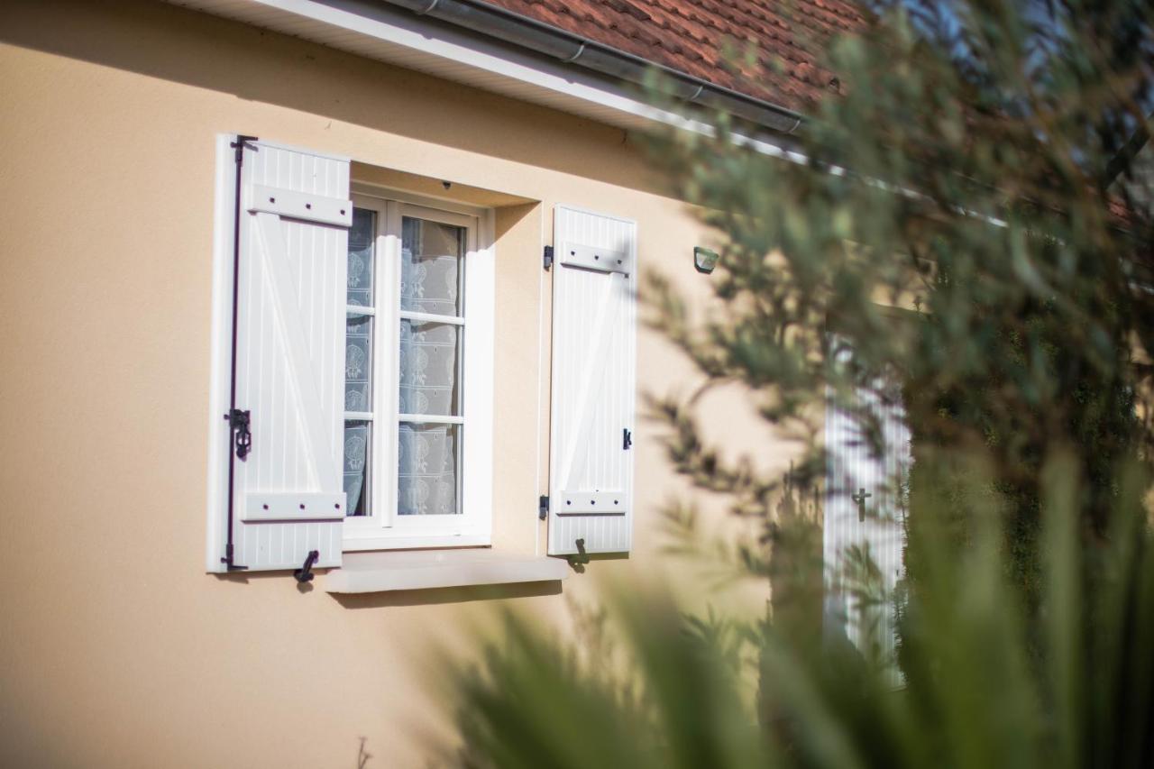 Dollon La Maison D'Elise Bed & Breakfast エクステリア 写真